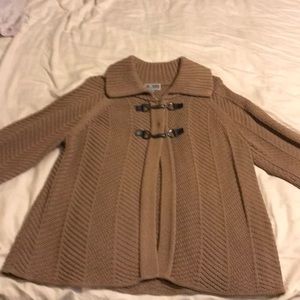 Women’s sweater poncho